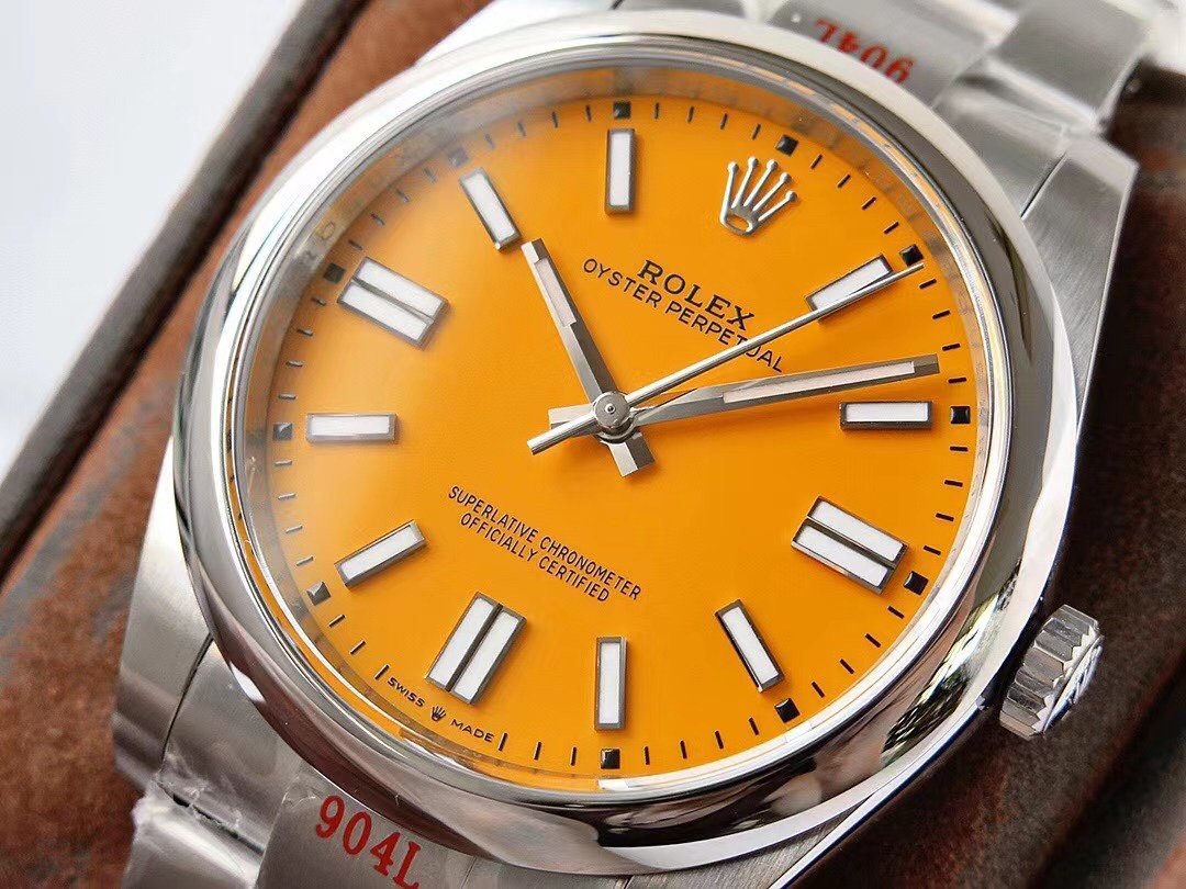 OYSTER PERPETUAL 41 STAINLESS STEEL YELLOW DIAL
