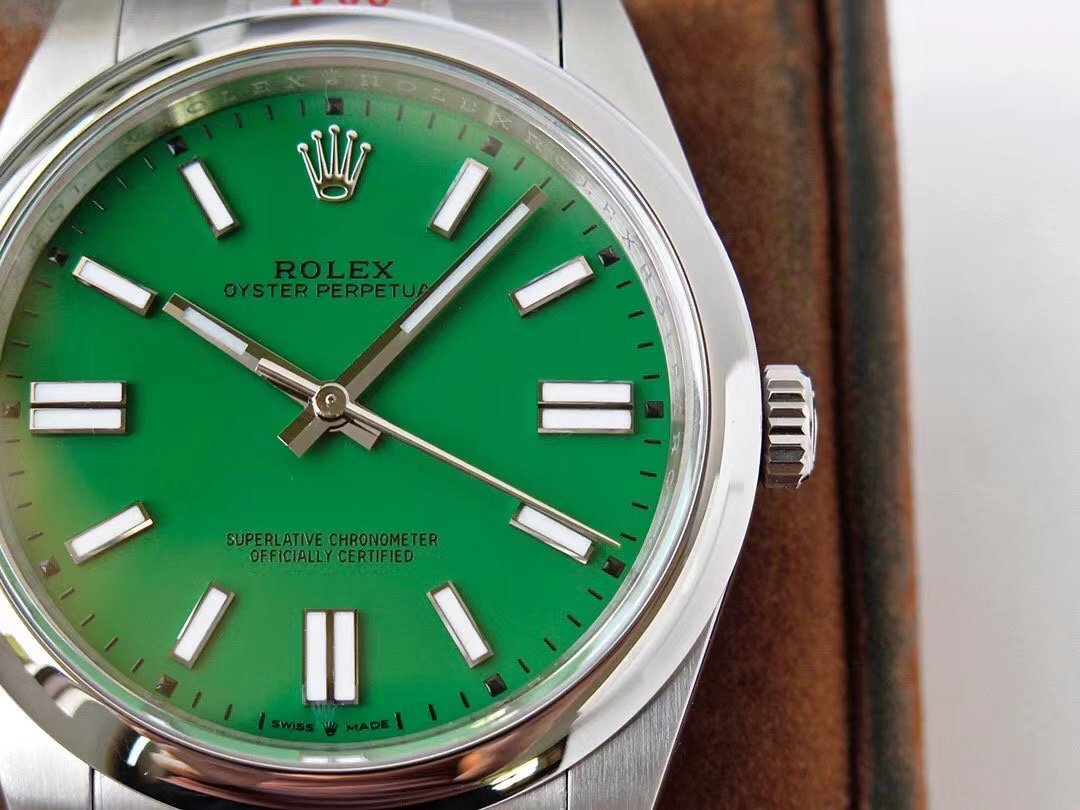 OYSTER PERPETUAL 41 STAINLESS STEEL GREEN DIAL