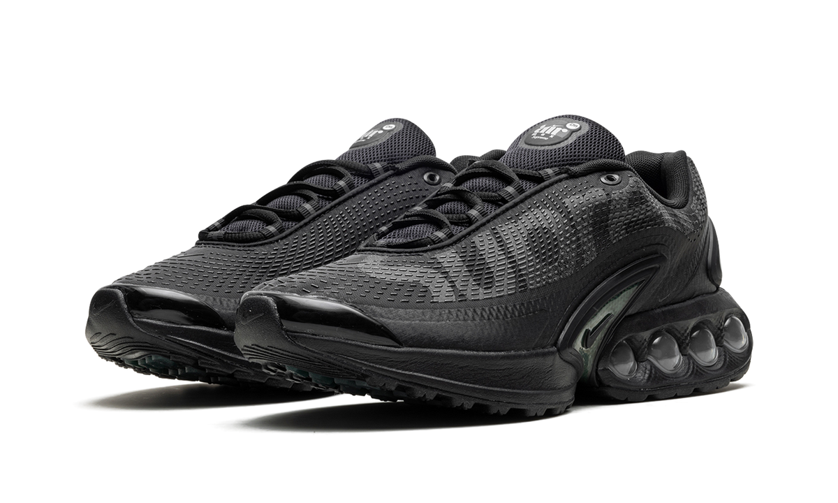 Air Max Dn "Supreme - Black" FZ4044 001